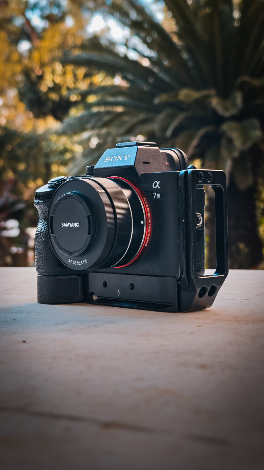 Πωλείται Sony A7III + Samyang 35mm f/2.8