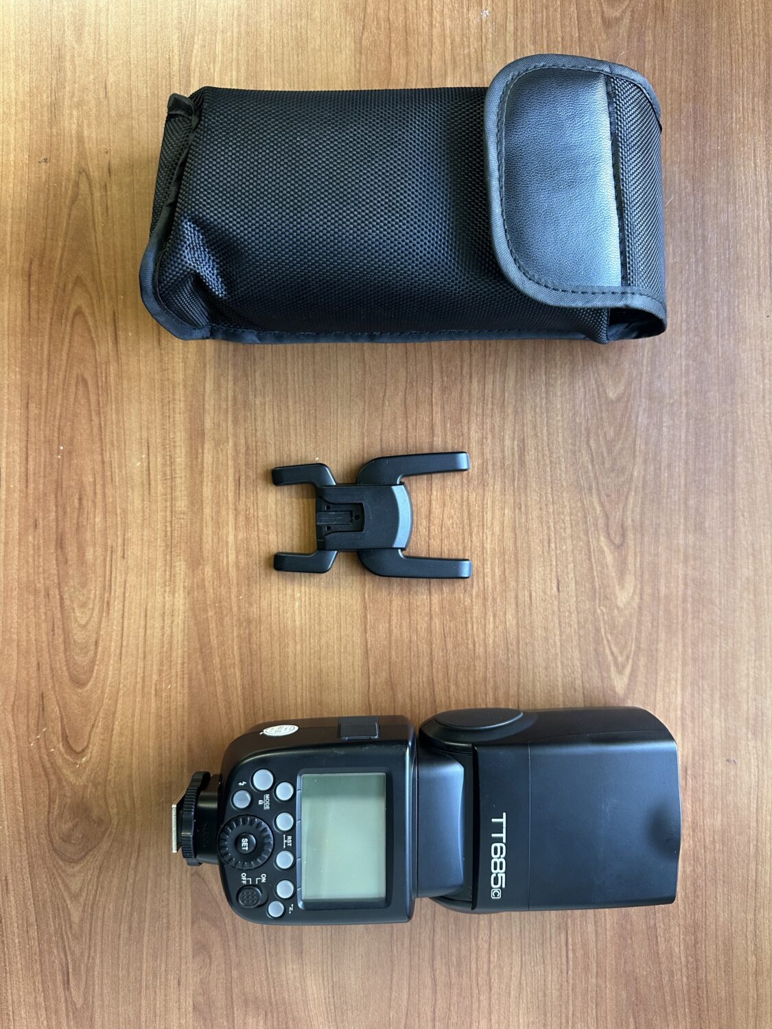 Πωλείται Godox TT685c. . .